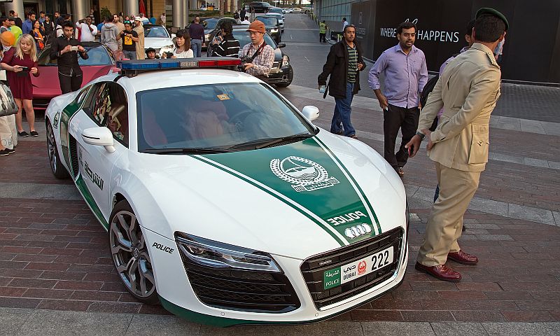 Dubai police cars Audi R8