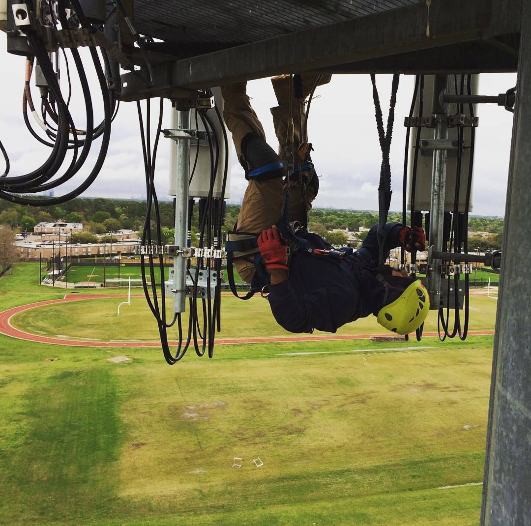 how to get a job climbing towers