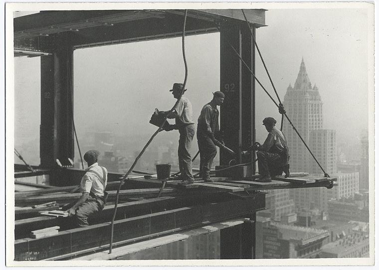 photos of Ironworkers during work