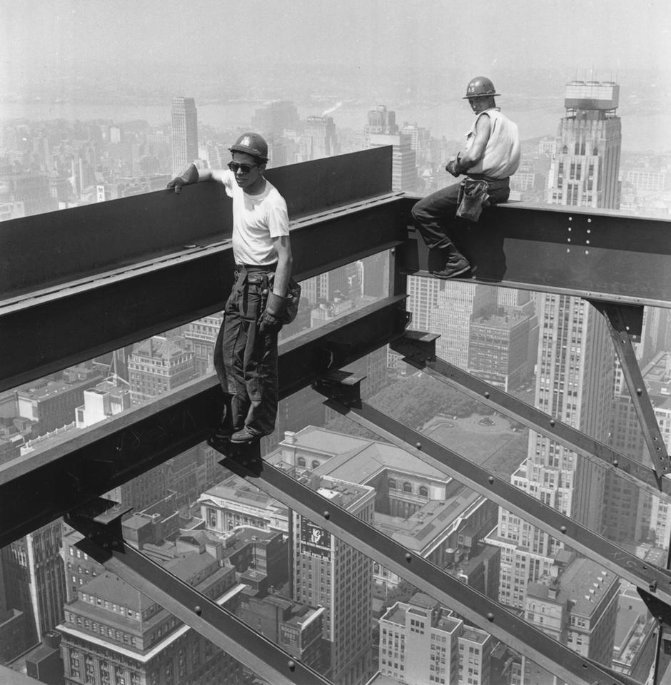 photos of Ironworkers during work