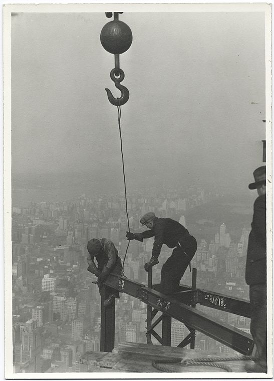 photos of Ironworkers during work