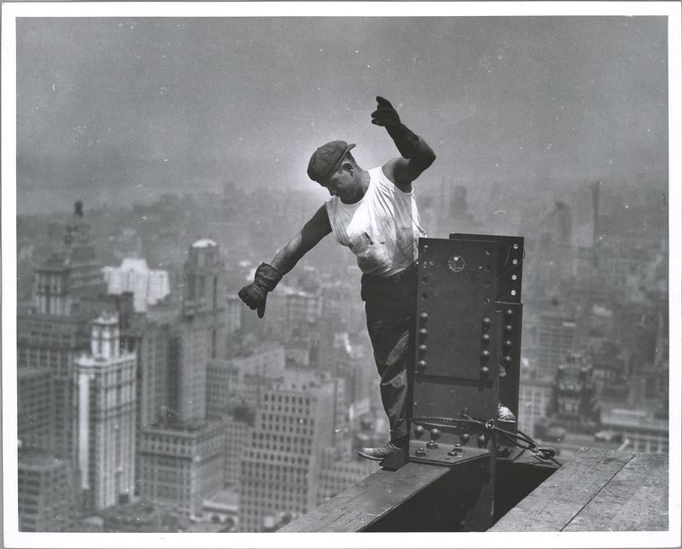 photos of Ironworkers during work