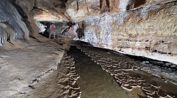 Top 10 Longest Caves in The World