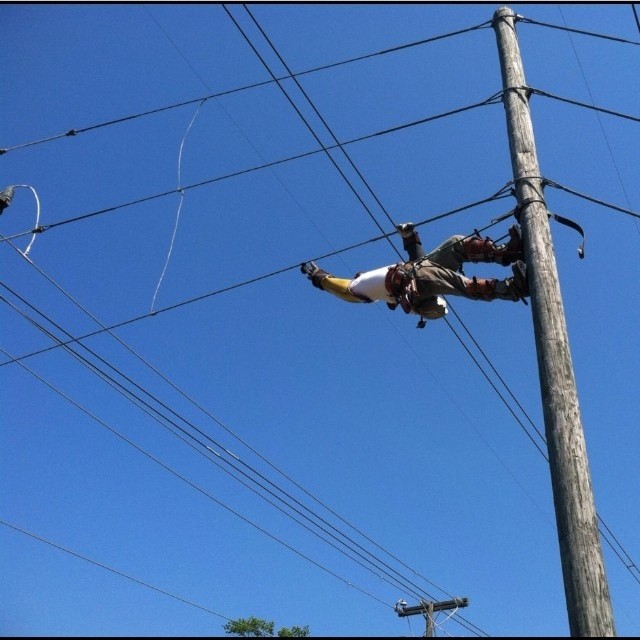 a-tru-badass-lineman