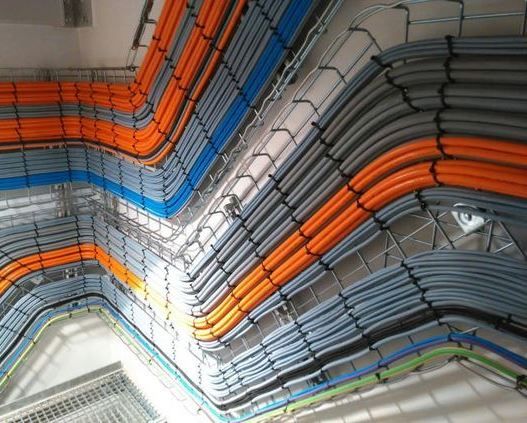 31 Proper Cable Management Photos That Will Make Telecom Guys Satisfied